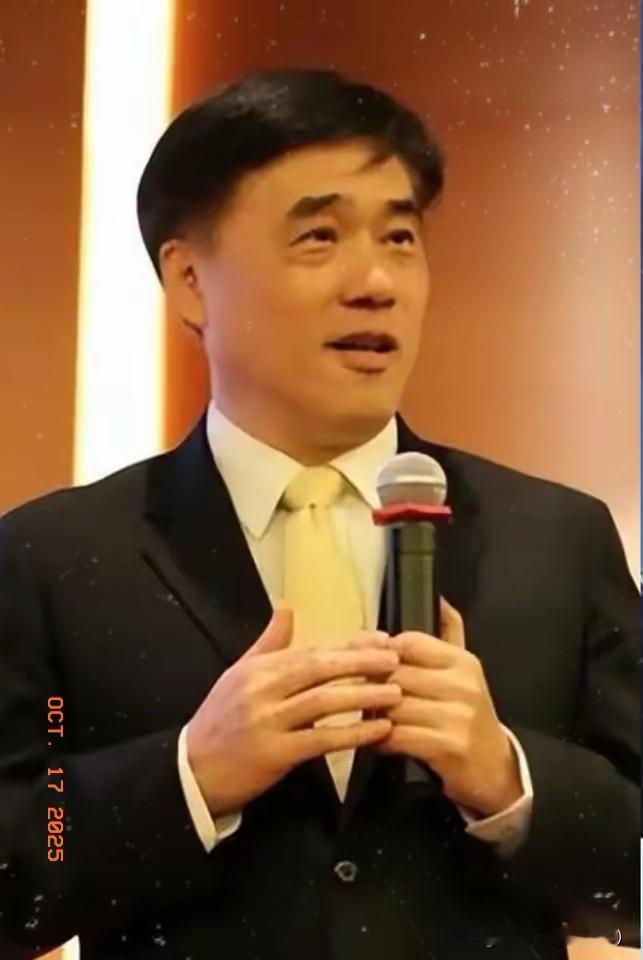 明天，国民党主席选举就要举行啦，这可是个大事件！感觉就像一场激烈的“擂台赛”，郝