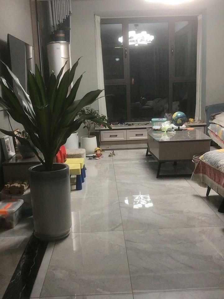 为什么选择健身气功八段锦选择健身气功八段锦，因动作柔和、安全高效，能调理脏腑、疏