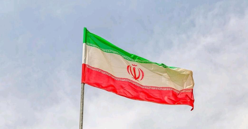 出大事了！美国隐身战斗机F-35被伊朗炮火击中！3月20日，根据美国CNN报道，