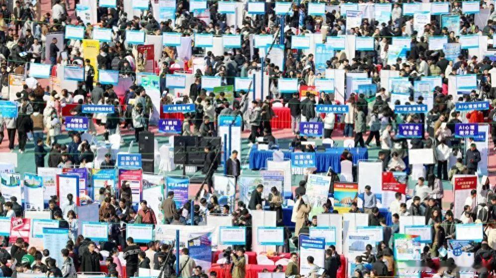 现实情况是许多国外资本在AI产业发展过程中实实在在赚了钱，同时有大量劳动力被机器