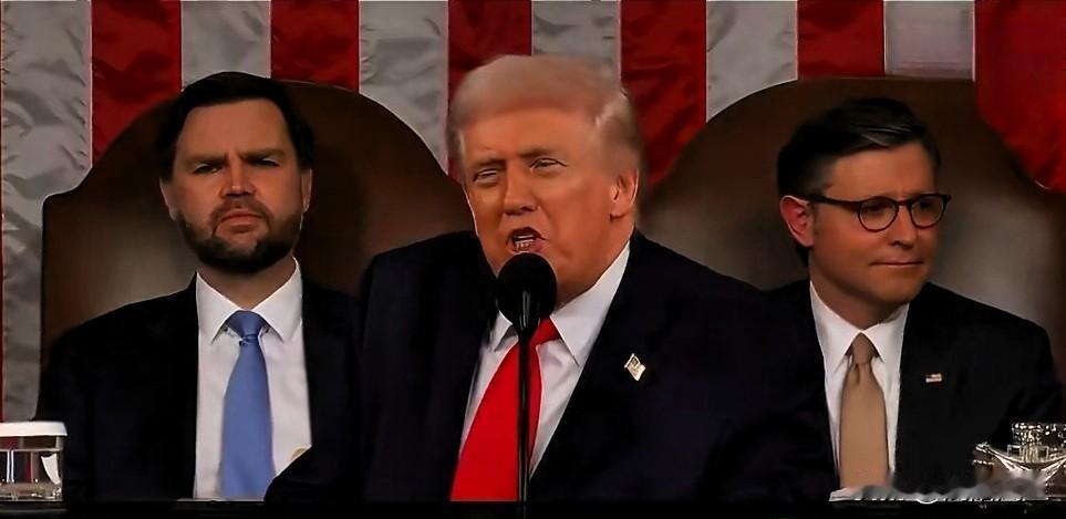 在确保所有美国人都能在股市上涨中获益的同时，我们也必须确保国会议员无法利用内幕信