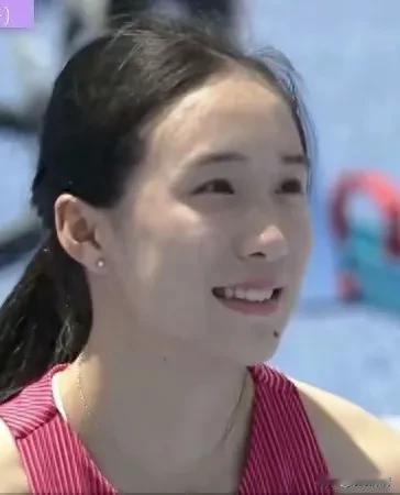 陈妤颉夺金是中国队亚锦赛的最大收获！
我觉得16岁小将陈妤颉勇夺亚锦赛金牌是中国