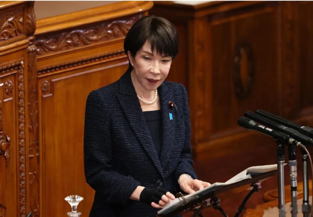 国际国内时事新闻 高市早苗首份防卫白皮书披露：将中国定位为“前所未有的最大战略挑