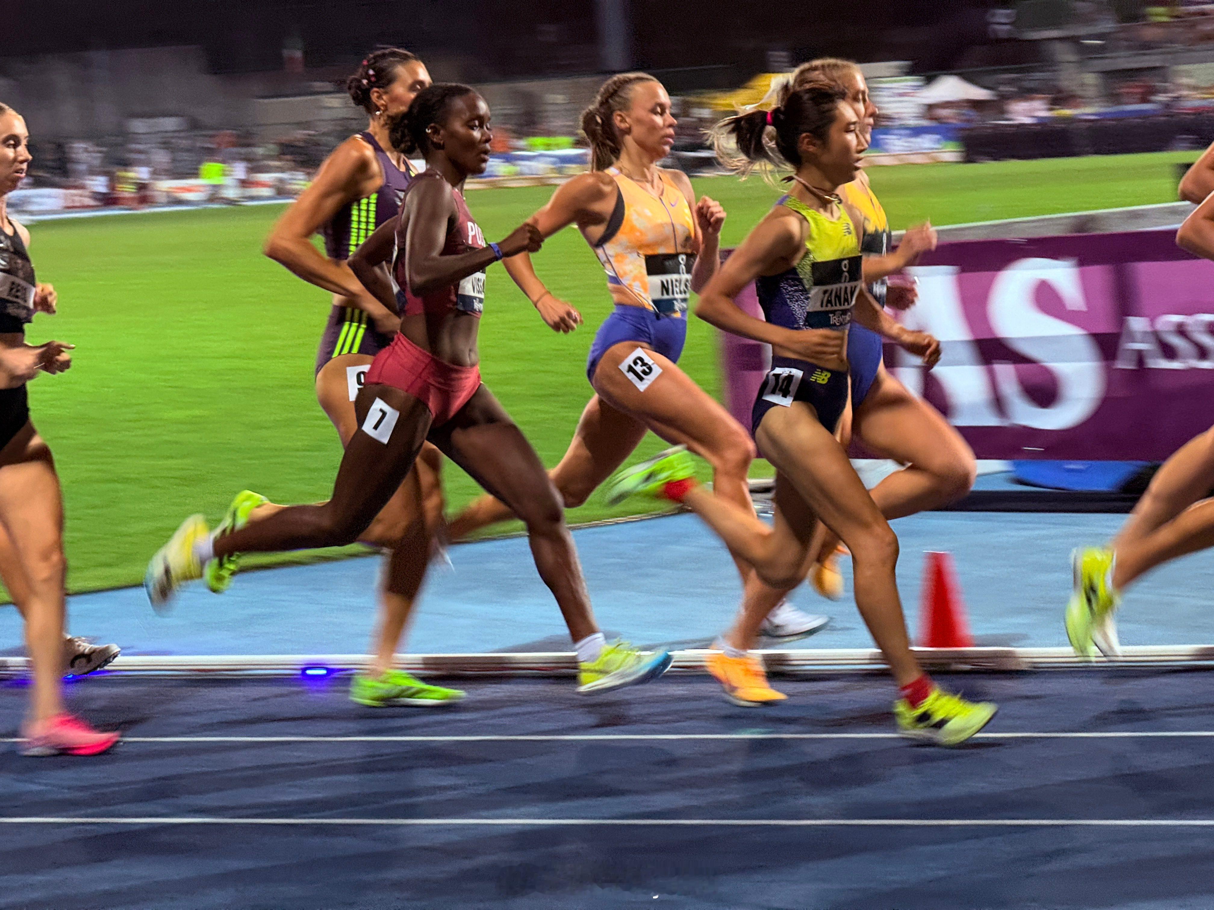 大魔王1500米战报：5位 4:03.00 SB田中希实田径1500米跑步[超话