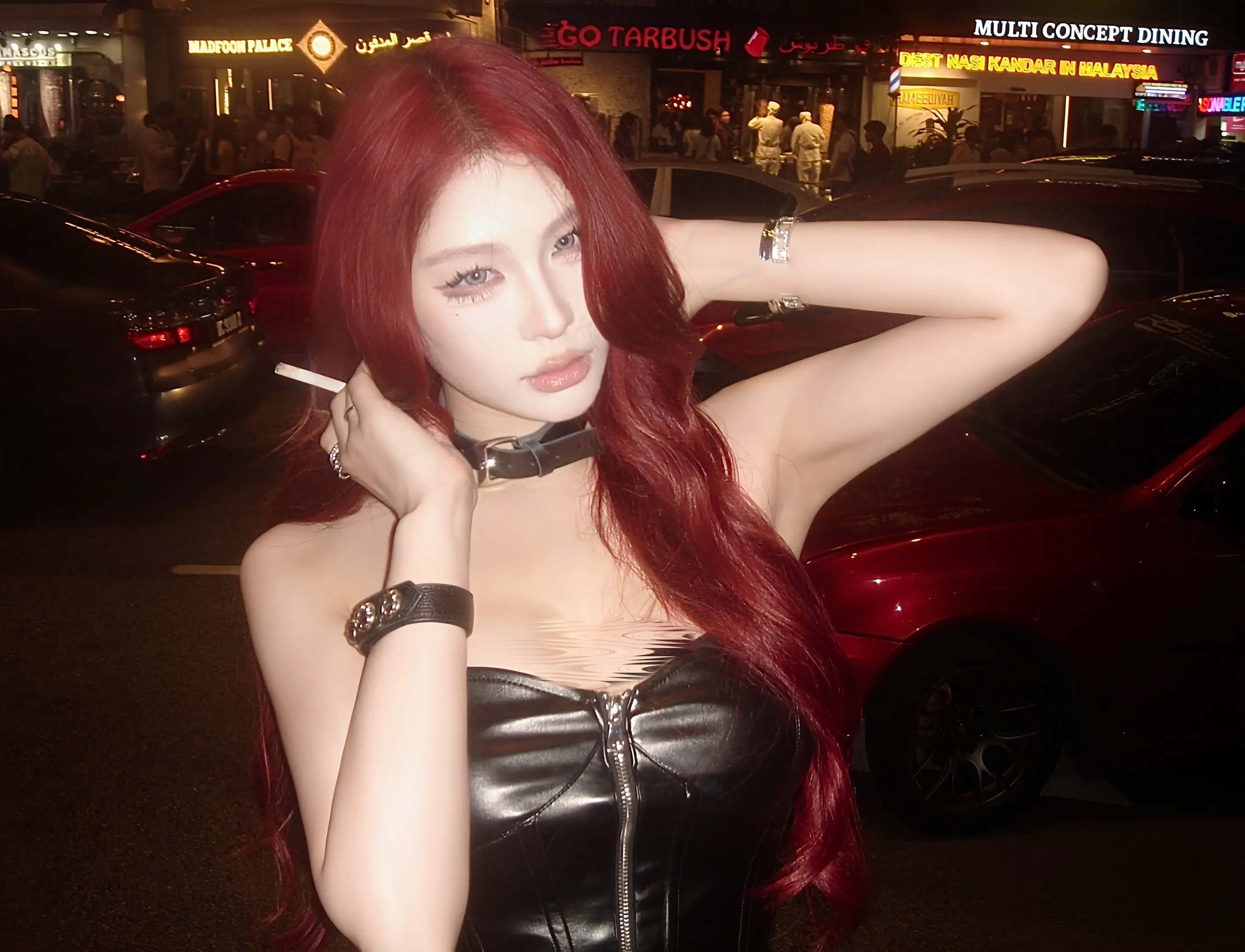 残缺的玉叫做王 王加三笔叫做狂