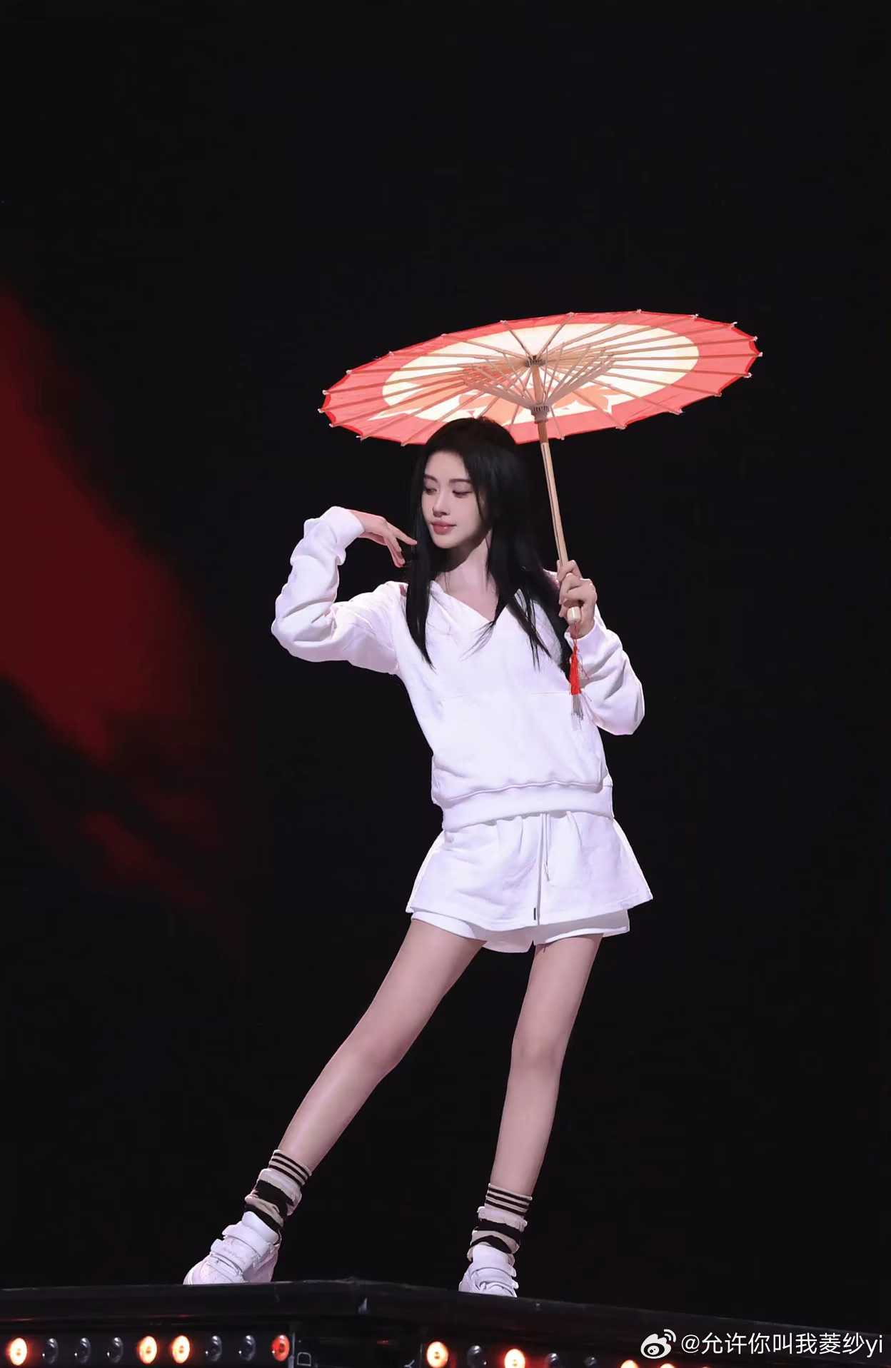 鞠婧祎[超话]鞠婧祎苏绿夏🍊鞠婧祎阿黛遇你如枯木逢春你一出现 阴天变成晴天.​