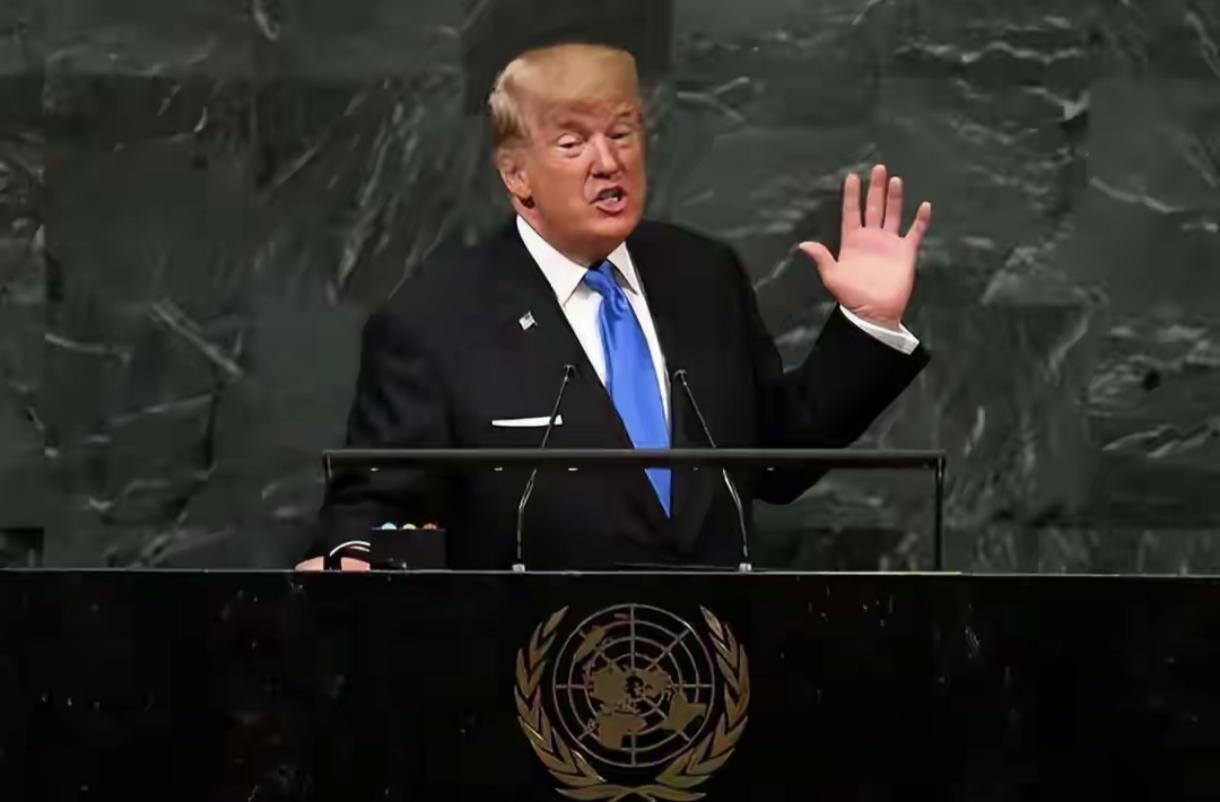 218票赞成、213票反对！美国众议院这出投票闹剧，简直是把“民主”二字按在地上