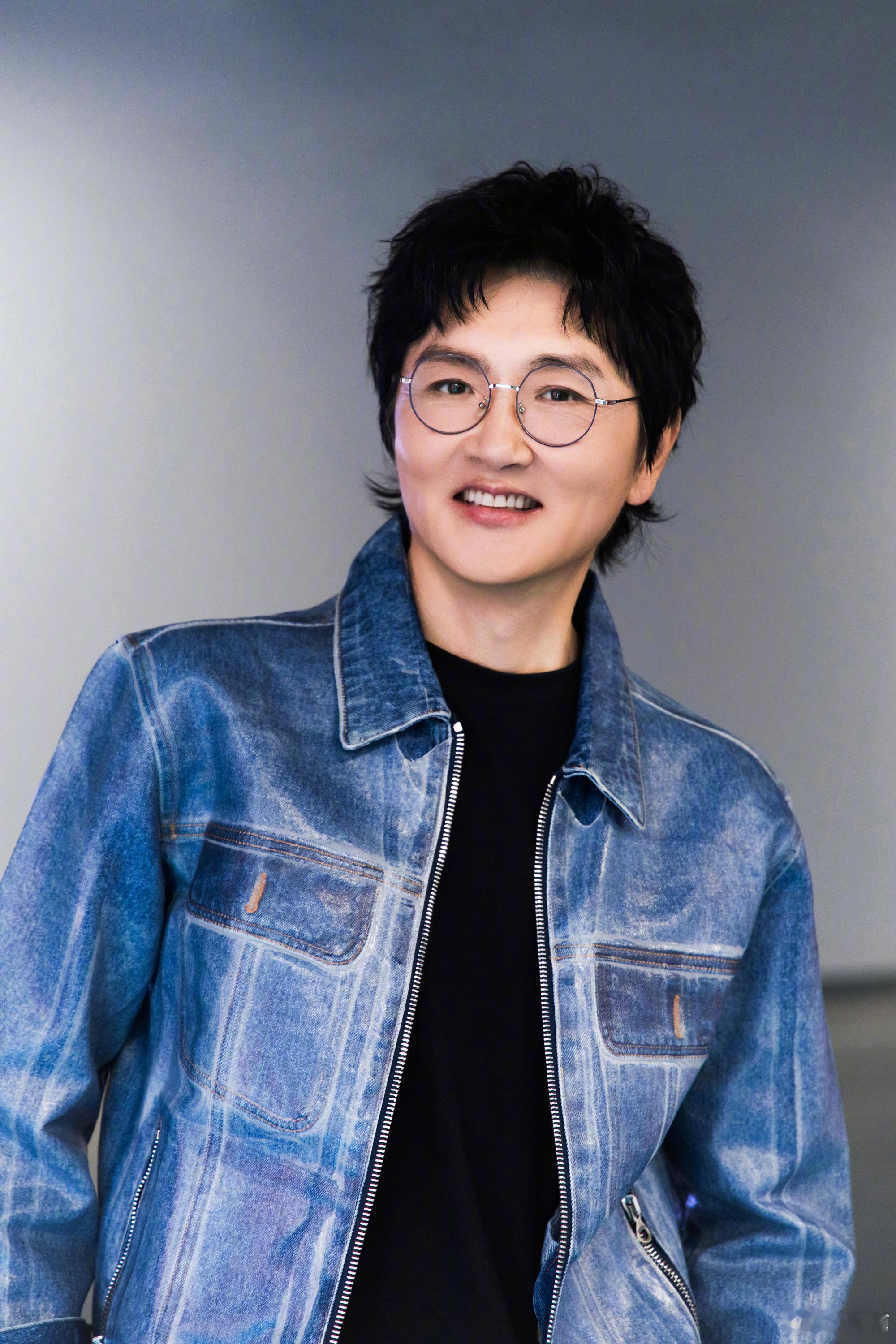 孙楠唱藏海传主题曲孙楠演唱会听到藏海传主题曲了 藏海传主题曲解锁现场舞台，孙楠用