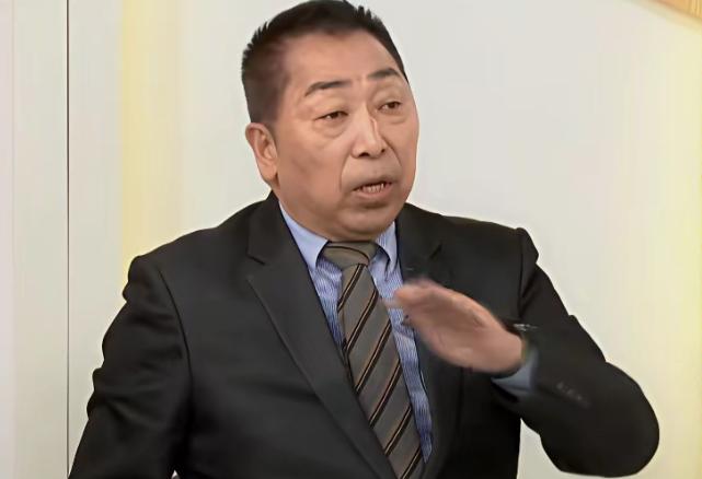 双方五五开？11月两岸圆桌上台湾名嘴唐湘龙表示，中国和美国基本上是地球的两面，直