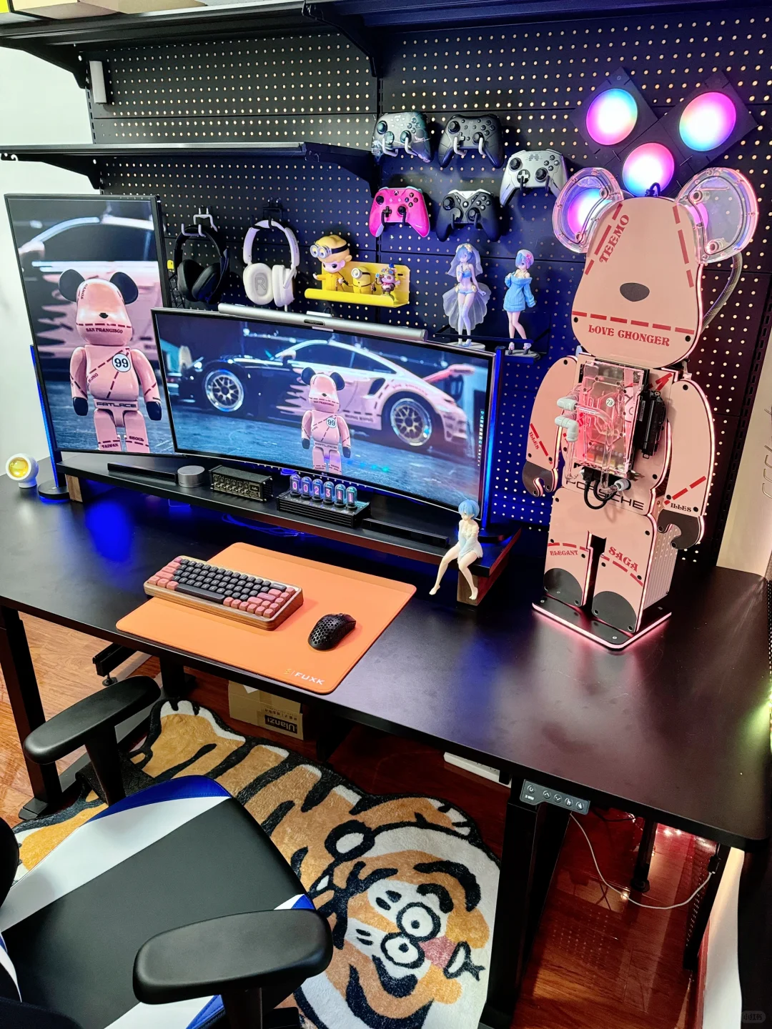 Bearbrick ILLEST电竞房🐻保时捷暴力熊电脑
