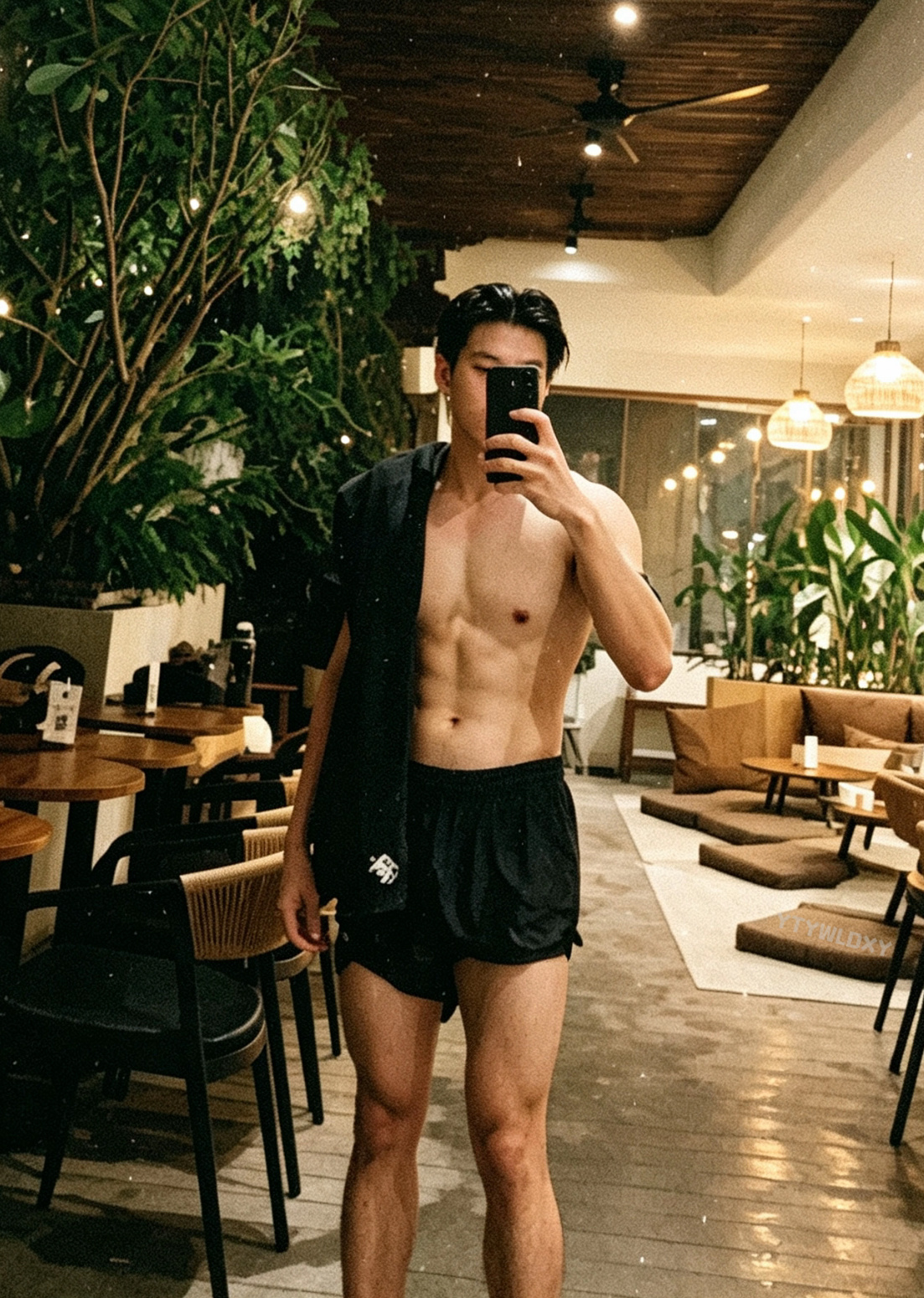【260705 纹理自制】林小路 冰浴🧊对镜自拍又是调色非常有效的一张🥵🥵