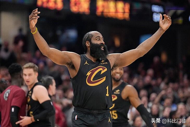 为什么说点客观的话就接受不了呢，登哥是个在联盟里打了快20年的老将了，面对的所有