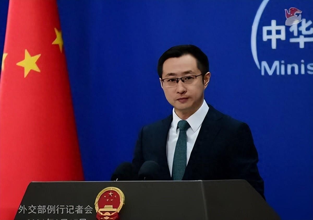 2026年3月24日，日本文部科学省审定通过2027年度高中教科书，内容彻底刷新