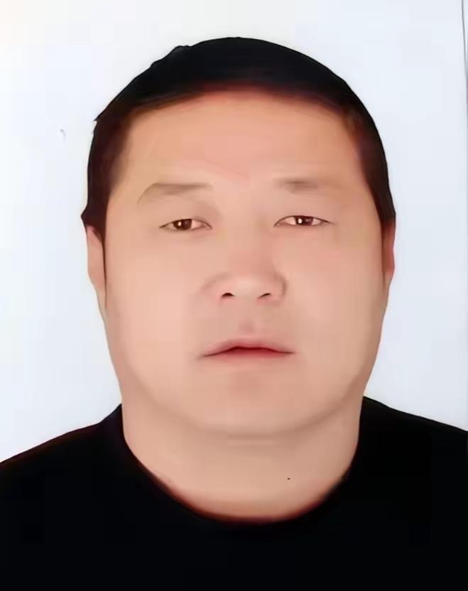 危急5秒！45条生命！宁夏一客车司机在驾驶途中突发疾病，强忍身体不适，保持最后的