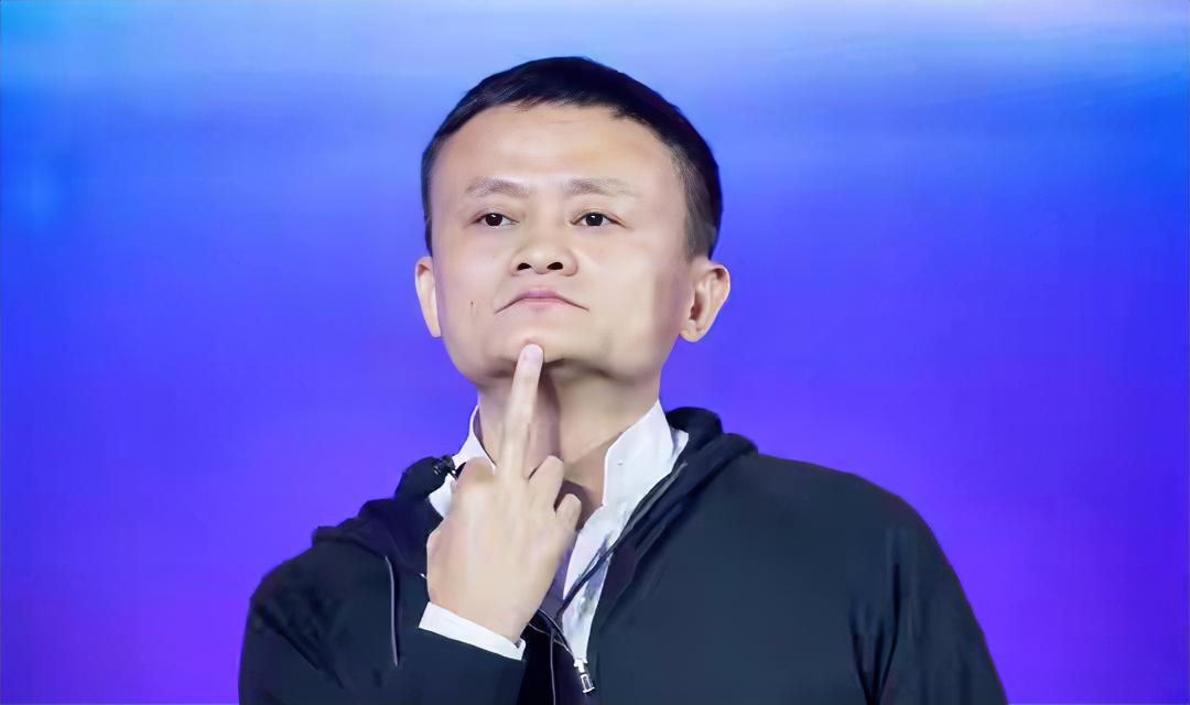 许多家庭还沉浸在过去“买房等于财富增值”的旧思维里，但七年前马云提到的“房价会像