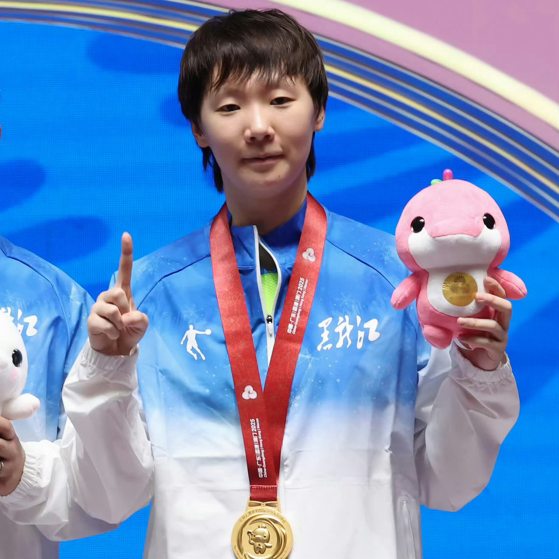 一切还是得从这个夜晚开始不高兴就受着，盖丝们