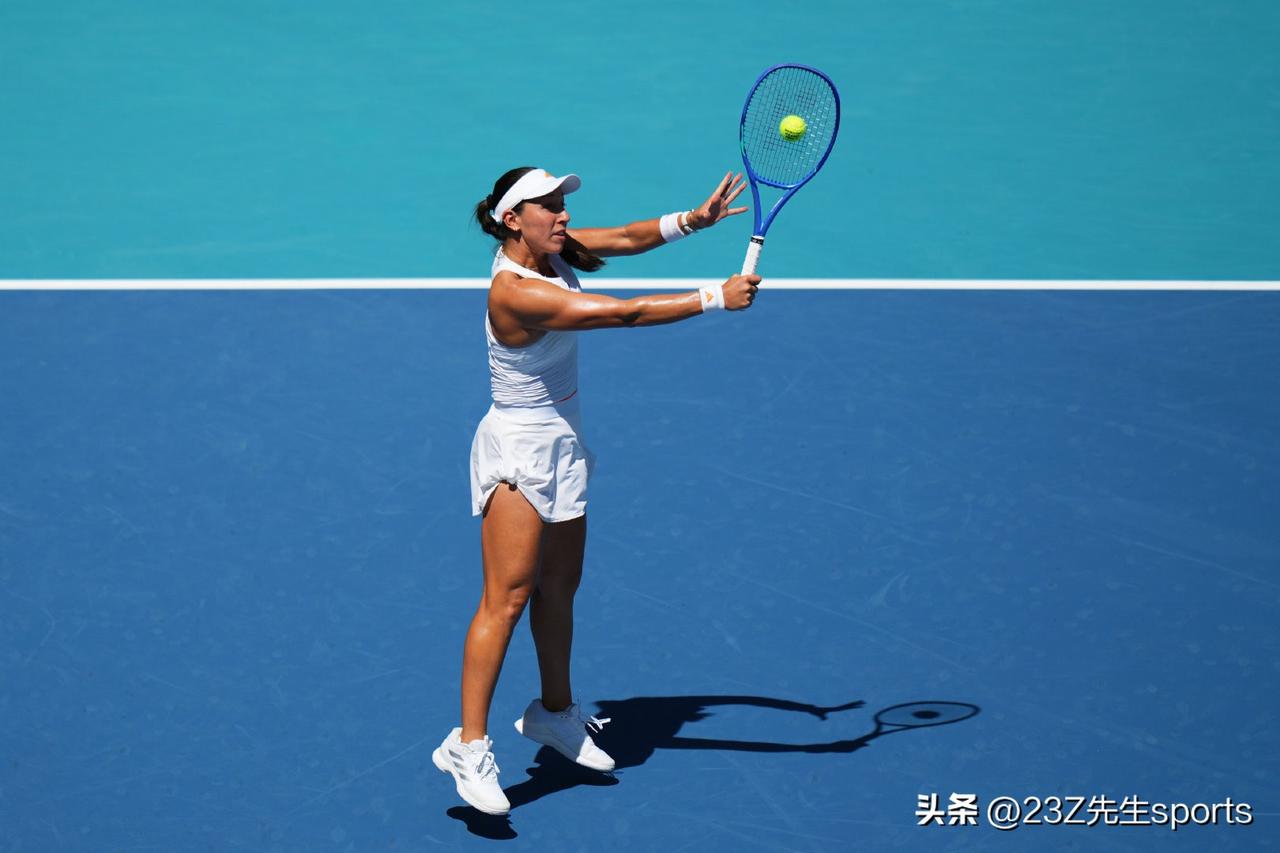 连续五年晋级八强[V5]

WTA1000迈阿密站第四轮，5号种子佩古拉以6-4