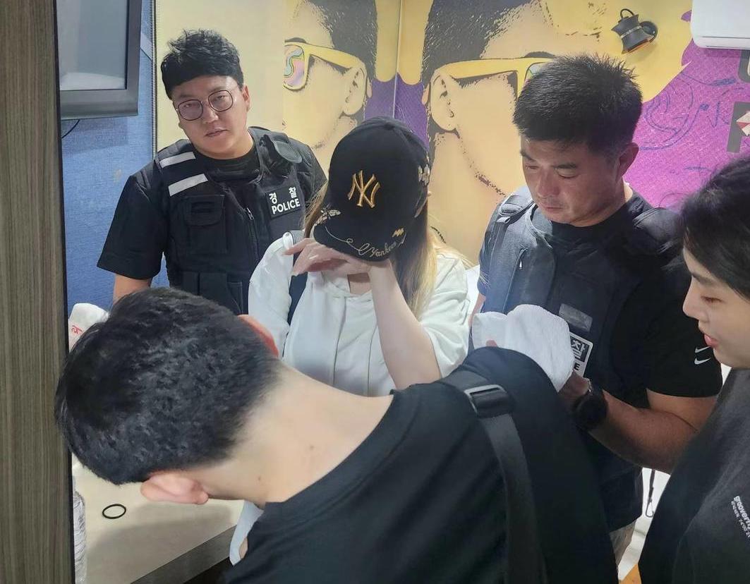 抓到了！涉及2名中企高管在菲律宾被绑架撕票案的嫌疑人落网，将引渡回国。

2个多