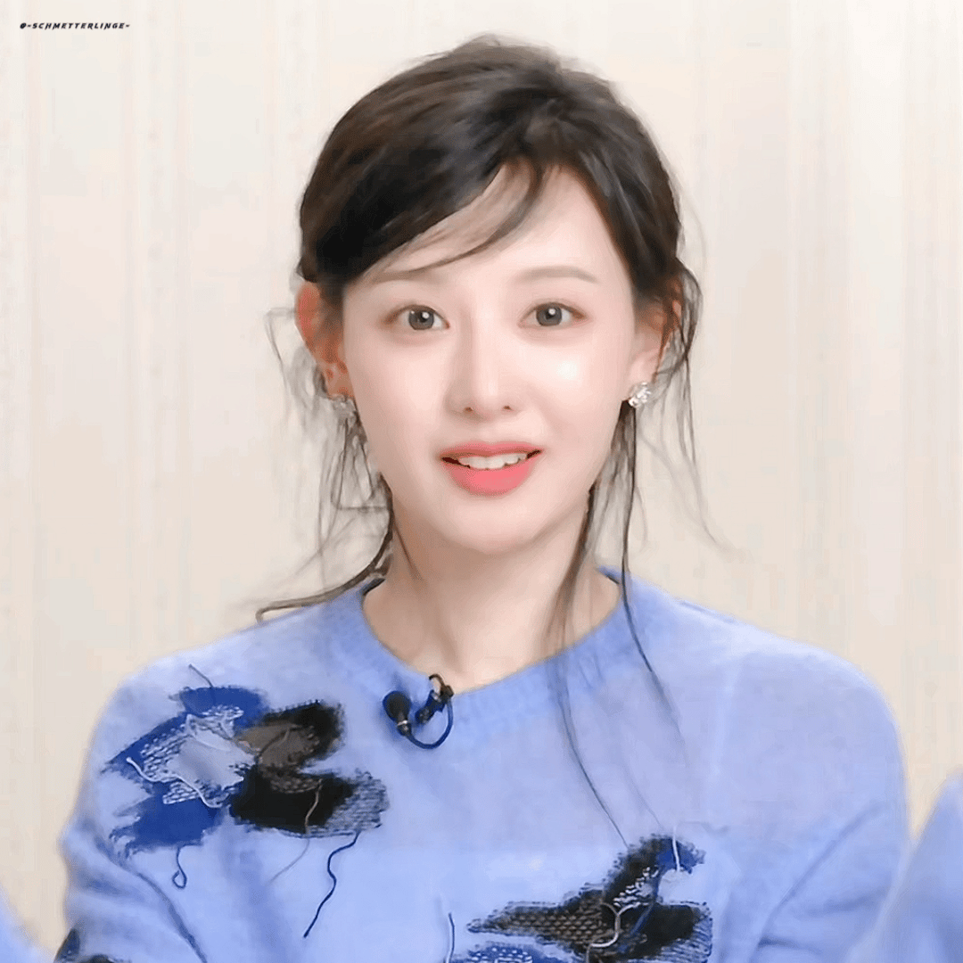全世界最适合三七分斜刘海儿的小人儿 