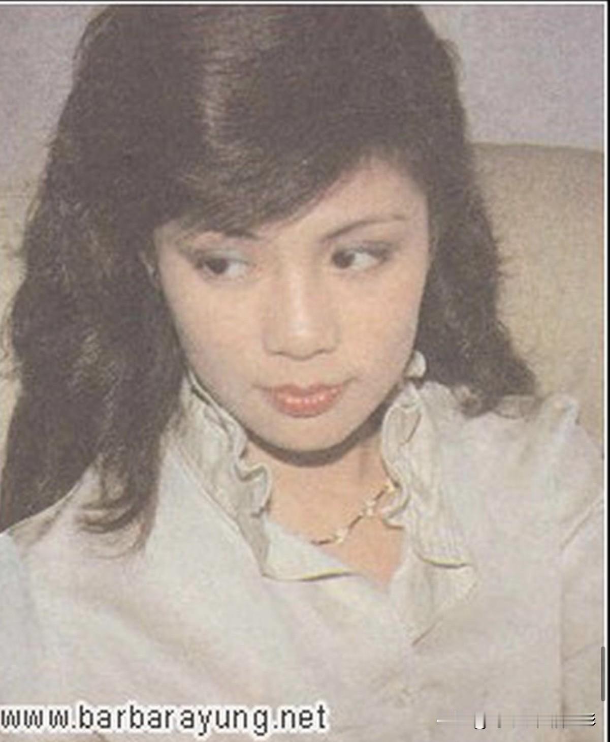 🎆永远的翁美玲👉娇俏是她，温柔亦是她
不必迎合世俗的审美，做灵动又真实的自己