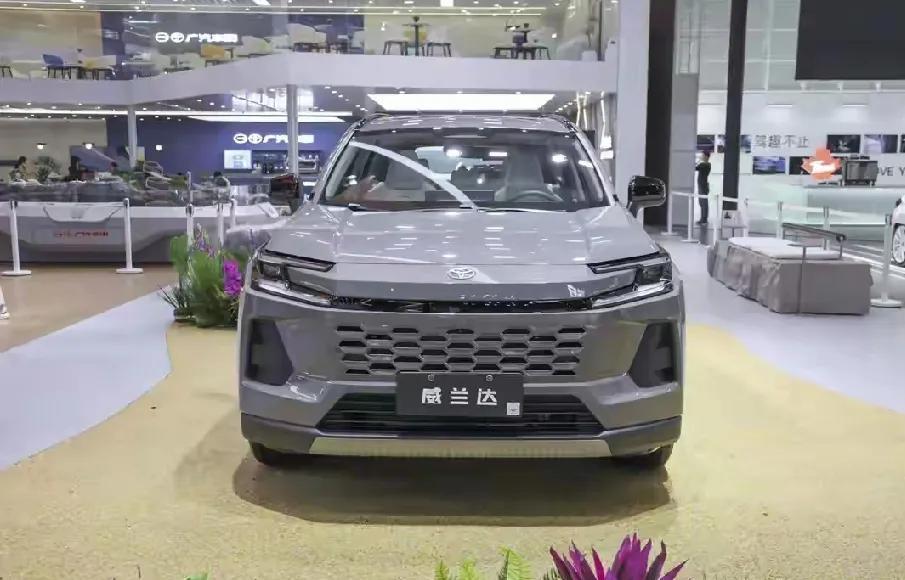 降价啦，降价啦！又一款丰田车降价啦！2月24日，威兰达AIR版上市，直降3.2 