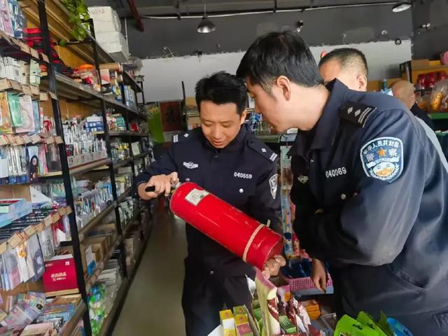 [金盾护苗]彬州公安牵头开展校园周边综合整治行动