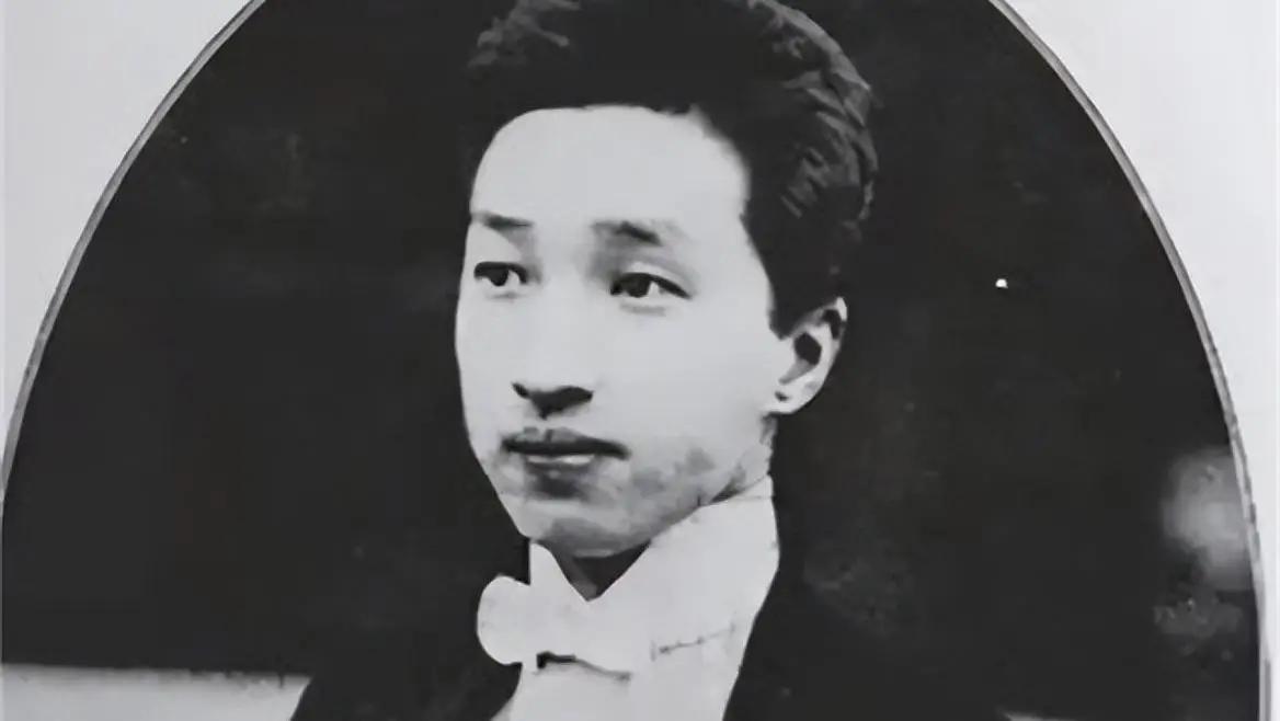 三记响亮的耳光,打在最高掌权人外甥脸上,竟无人敢管。1936年夏末的上海滩,当俞