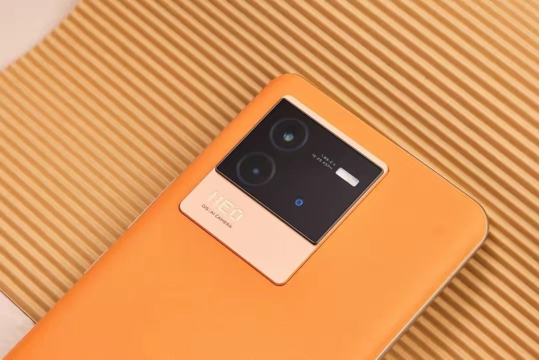 “零”差评的手机推荐！1.vivo iQOO Neo6搭载骁龙8 Gen1，用上