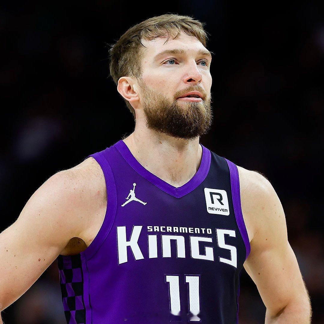 Michael Scotto：猛龙队、奇才队、公牛队和太阳队都对多曼塔斯·萨博尼