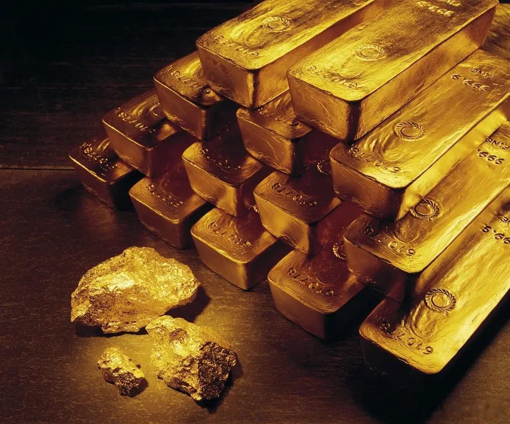 黄金美股先涨后跌，被一记重锤打回原形黄金和美股走了一出标准的诱多剧本，先涨后跌，