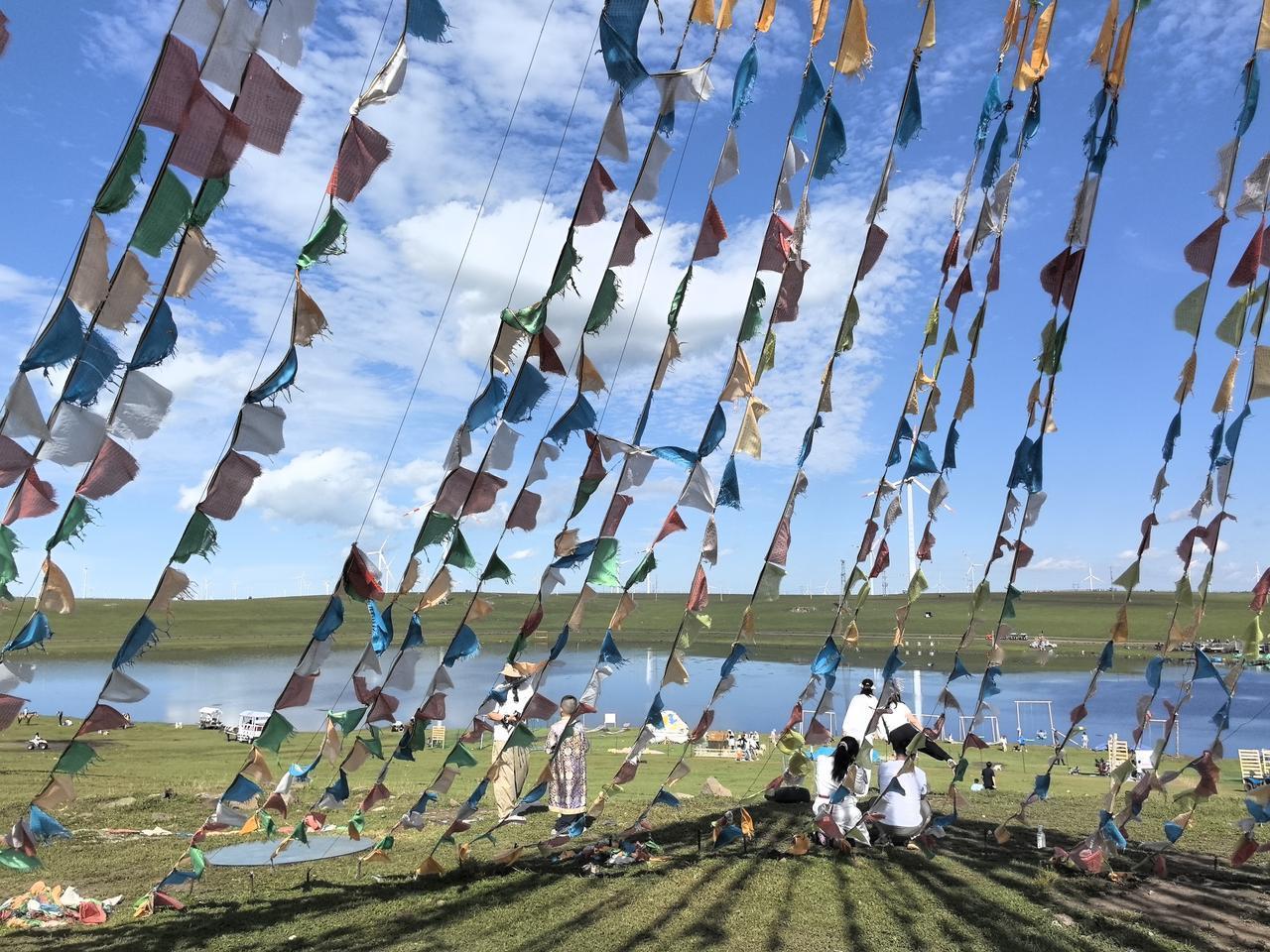 谁让美国难受谁就有罪。说实话现在美国这摊子烂事，这也就是赶上一生要强的特朗普了，