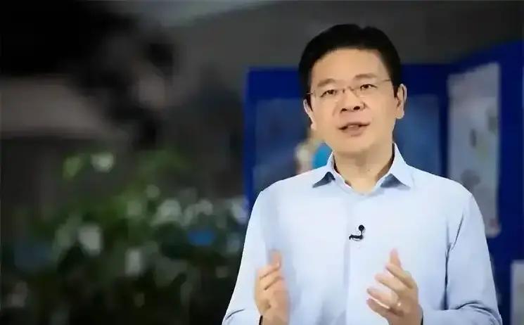 小人物！

大智慧！
新加坡人民党成员吴孟成，目前，对新加坡总理黄循财，就中日关