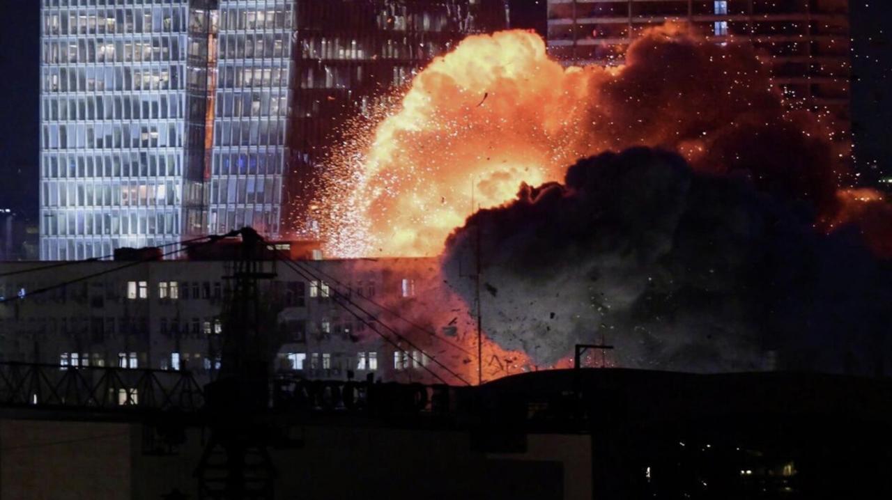 伊朗Press TV电视台：伊朗要求美国支付战争赔偿并保证战争不再重演

俄罗斯