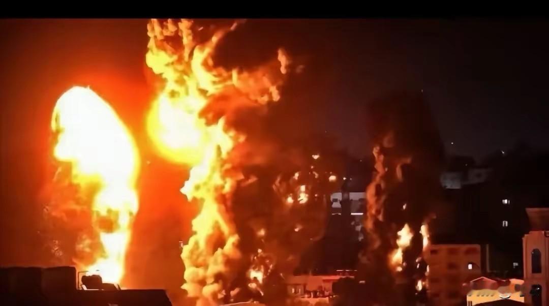 向油轮开火！伊朗一声令下，特朗普又输了！4月18日，全球能源大动脉霍尔木兹海峡彻