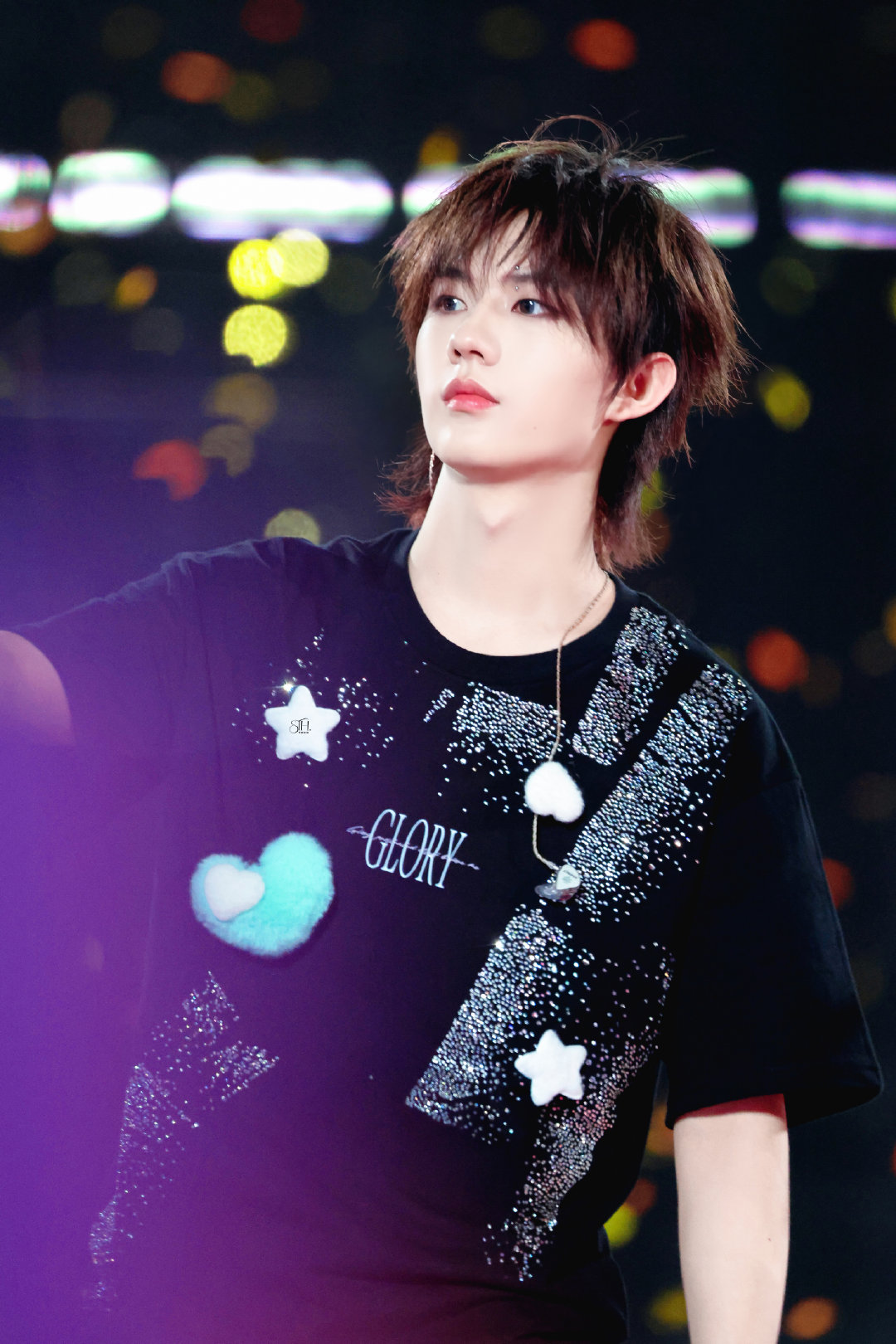 张子墨张子墨翻唱他不懂粤语版张子墨以粤语形式翻唱张杰老师的《他不懂》这对他来说也