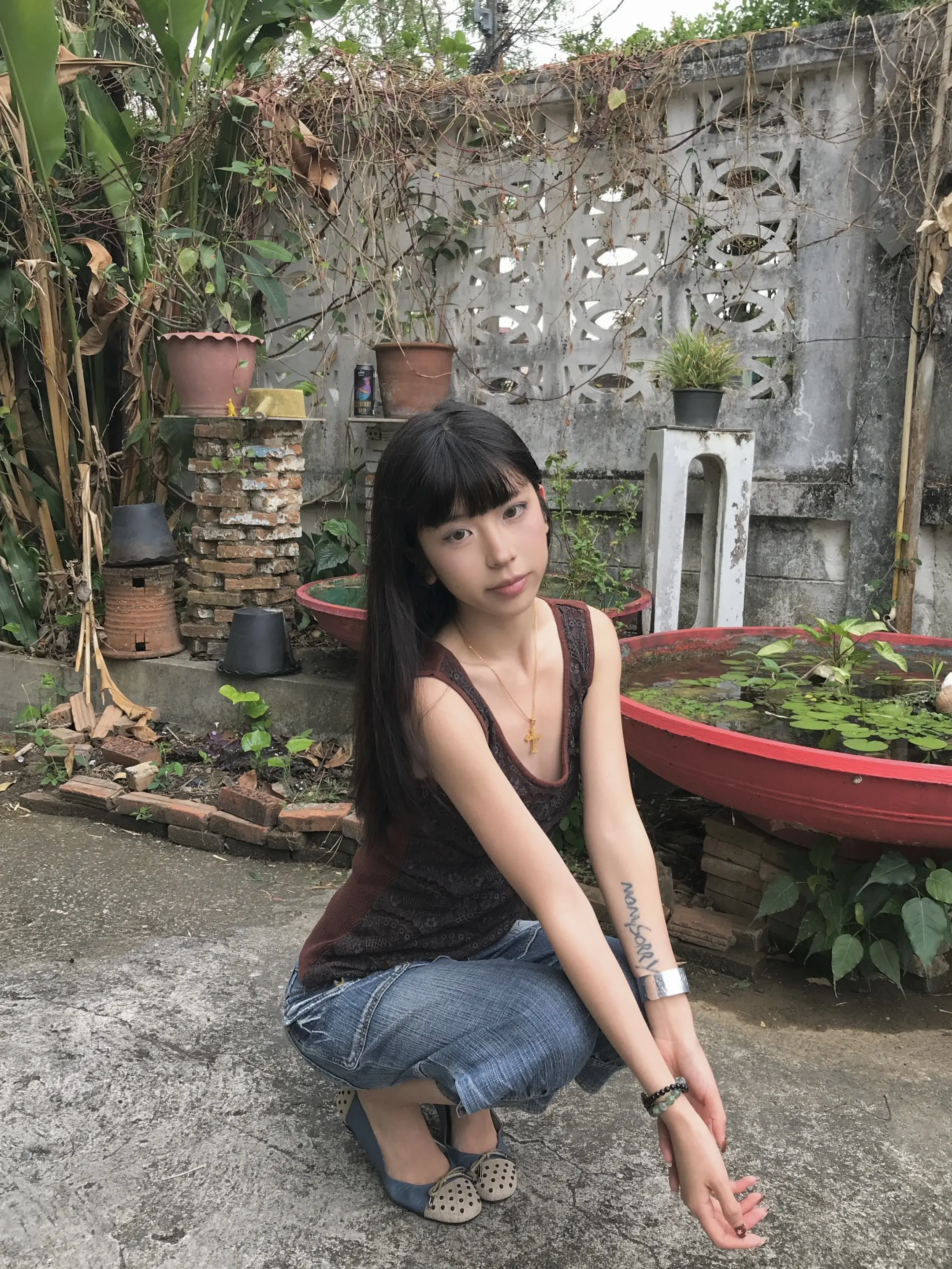 你虽身在远方 但我曾用思绪把你带到这里