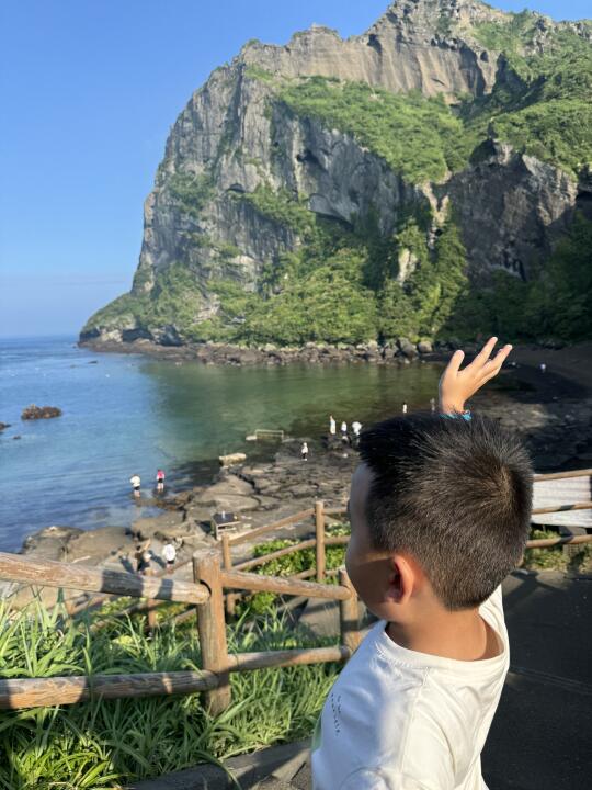 如果你也有儿子，请把他养得自由且生猛