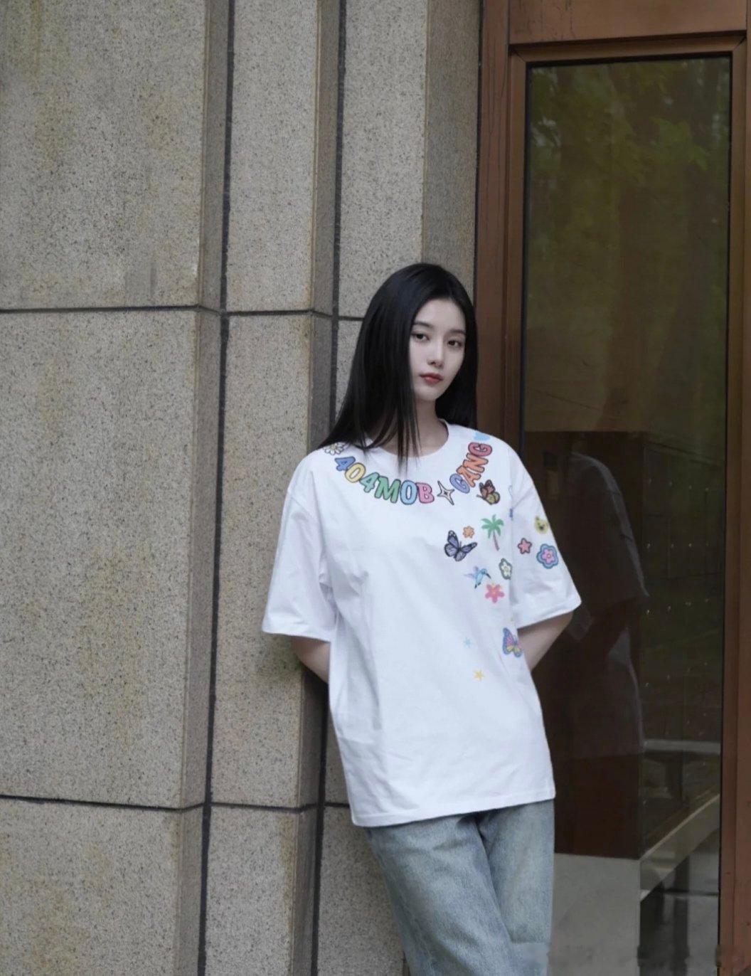 徐艺洋 xyy徐艺洋🐑徐艺洋嗨放派 “敬你恣意蔓生的野心敬你永无止尽的青春𝘽