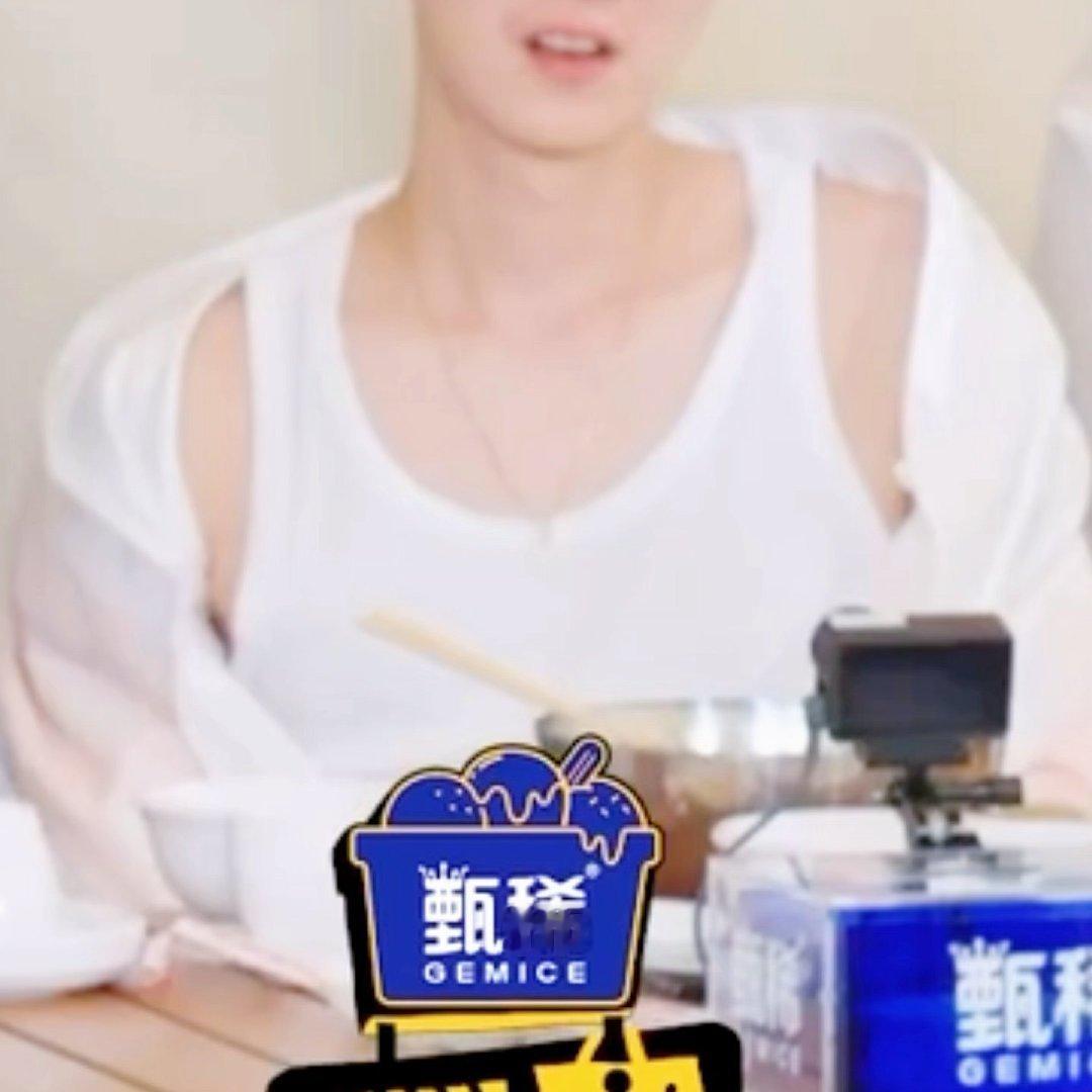 邓超的声音配上鹿晗的镜头就这样被鹿晗诱惑一问三餐美味的原声，衔接鹿晗灵动出镜，声