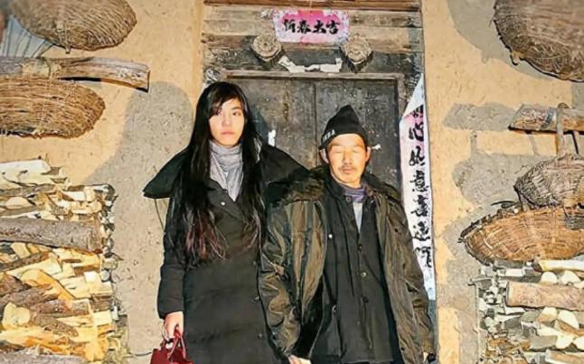 1998年，浙江一对夫妻因为事业繁忙，将年仅5岁的女儿送到陕西省商洛市一户贫农家