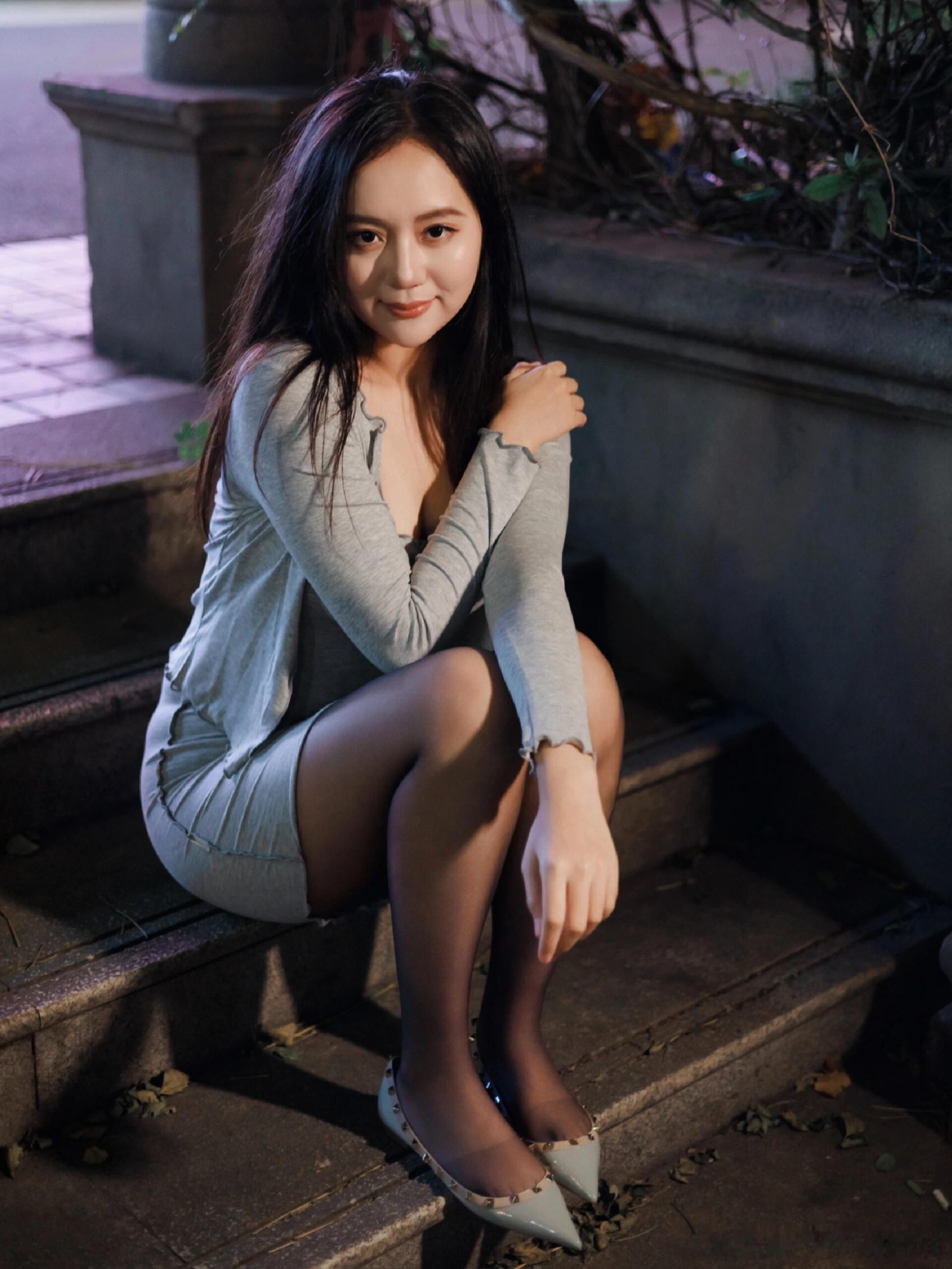 夜色下的光影交错～ ​​​
