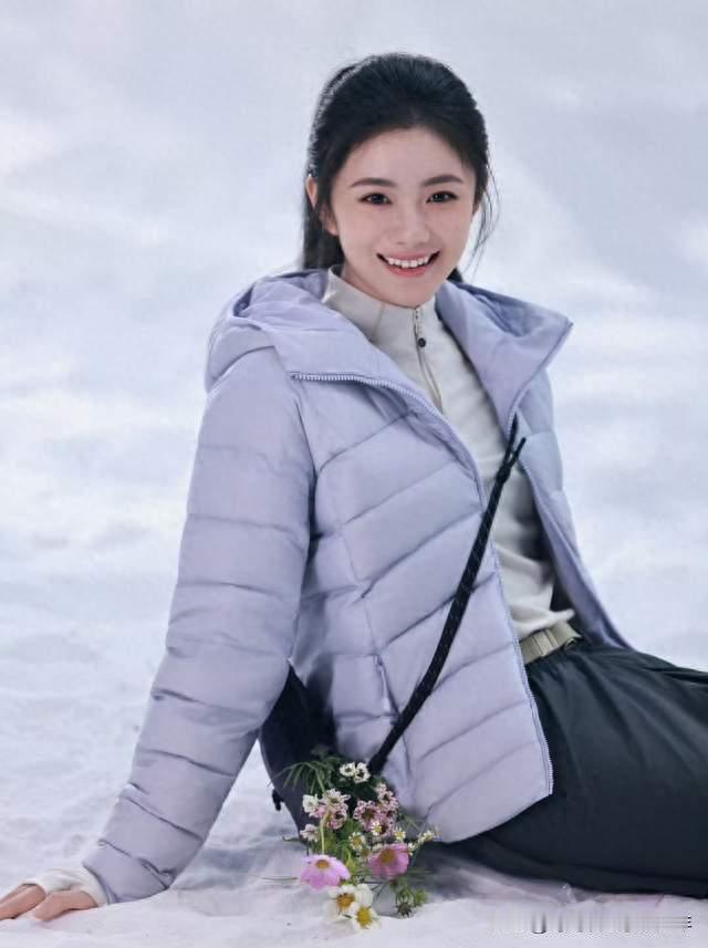 自带清灵少女感的刘浩存