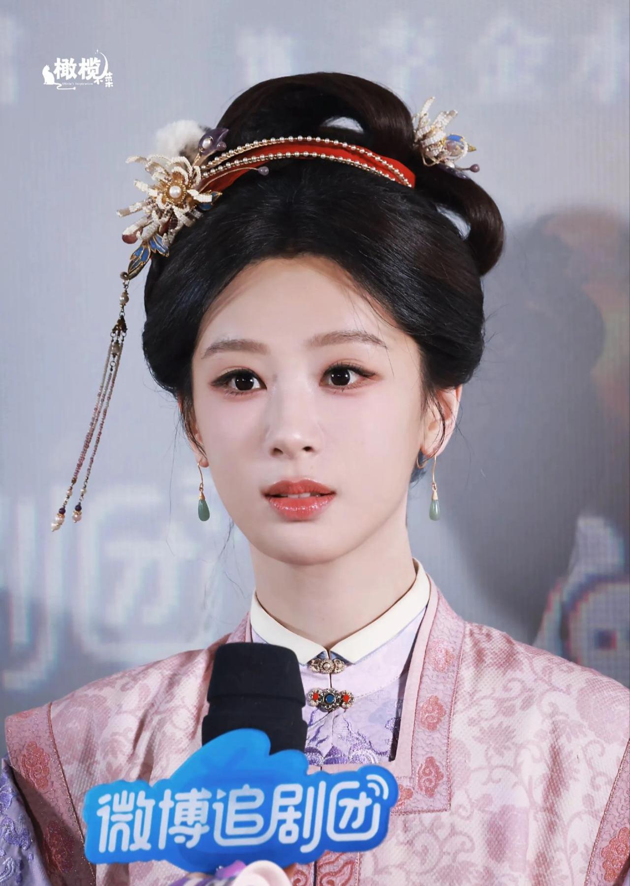 不得不说，镜头对杨紫的伤害太大了！

镜头里的杨紫，众所周知，只能勇夺一个普女名