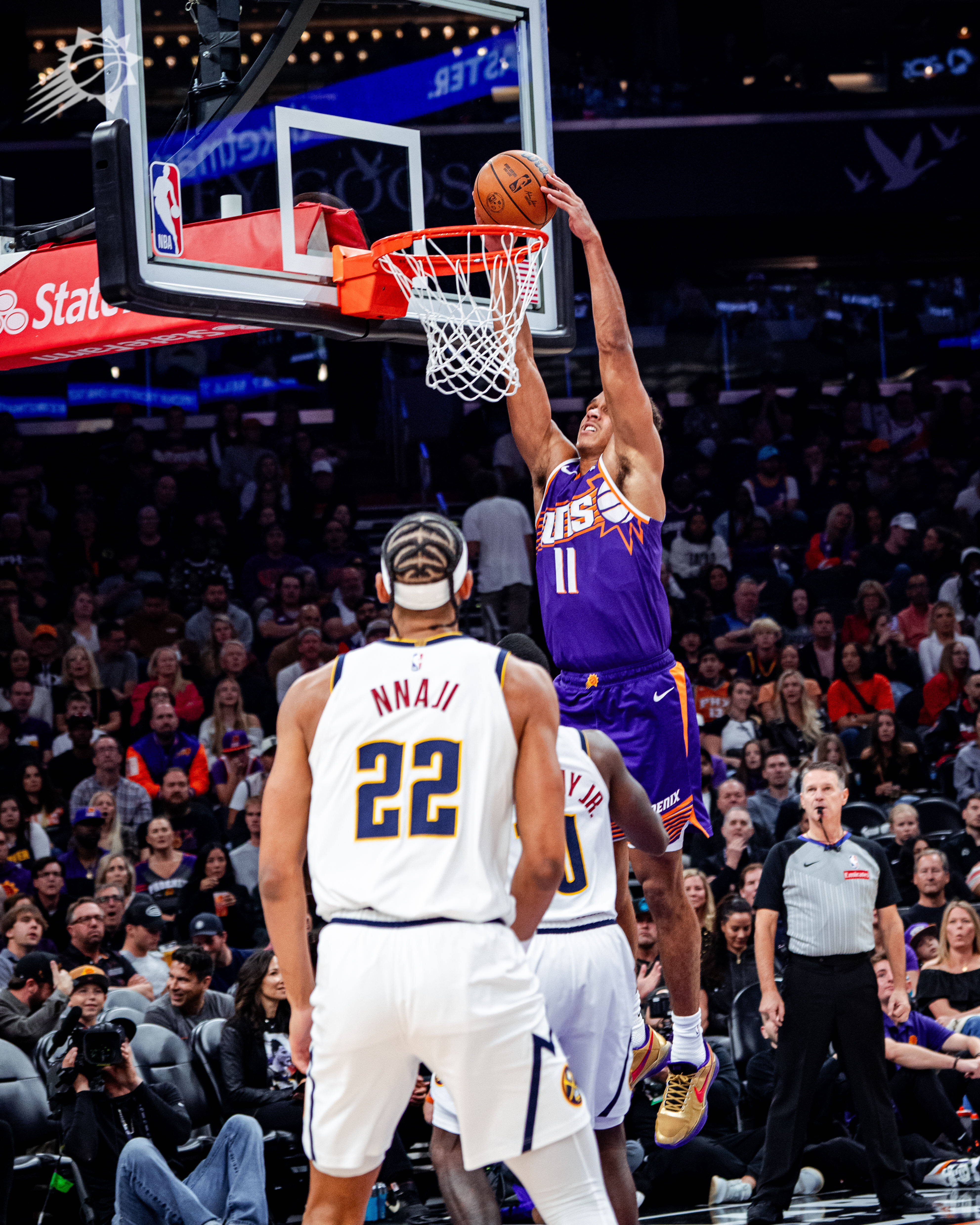 阿伦奥索连线🪡 阿伦接球徐晃突至禁区，调空接助力伊戈达罗暴扣！菲尼克斯太阳旭日