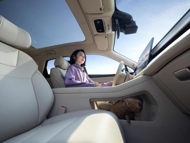 全系标配华为高阶智驾，问界新M5 Ultra正式上市