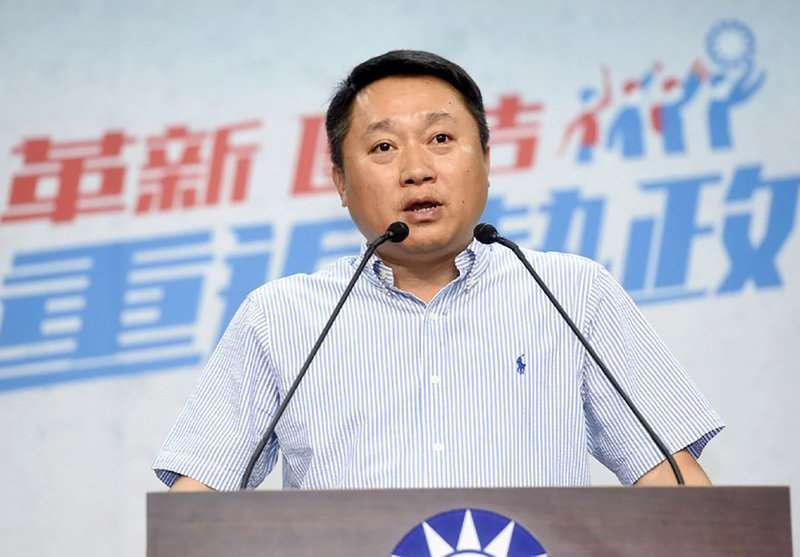 看看郑丽文的手段有多么厉害，看看她的第二波人事任用有多么妙不可言

10月23日