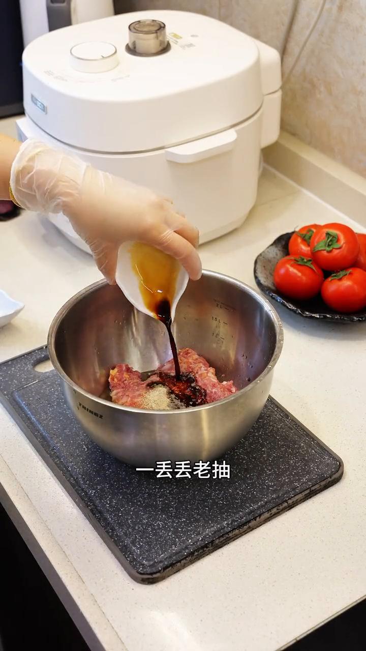 好吃营养蒸肉酱。
孩子正在成长期的时候，我都会做这一道蒸肉酱，又香又嫩，汤汁还多
