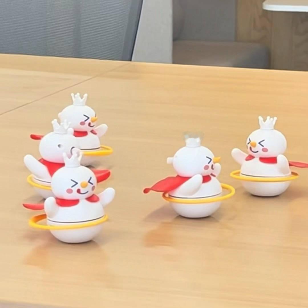 中了两个呼啦圈雪王，好萌吧