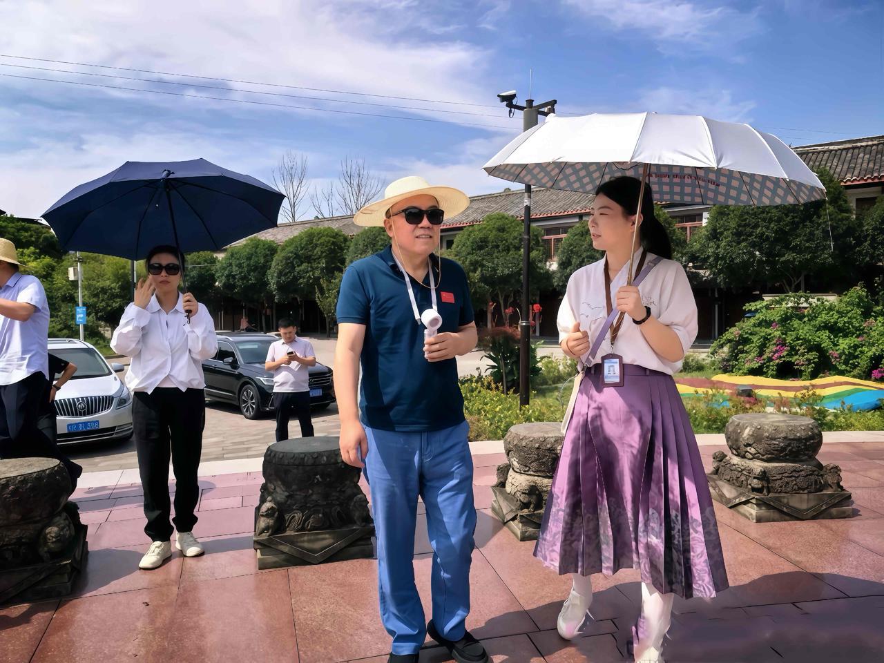 ［大咖入阆！著名作家王干深度采风：这座古城，藏着最好的乡土与文脉］

盛夏阆中，