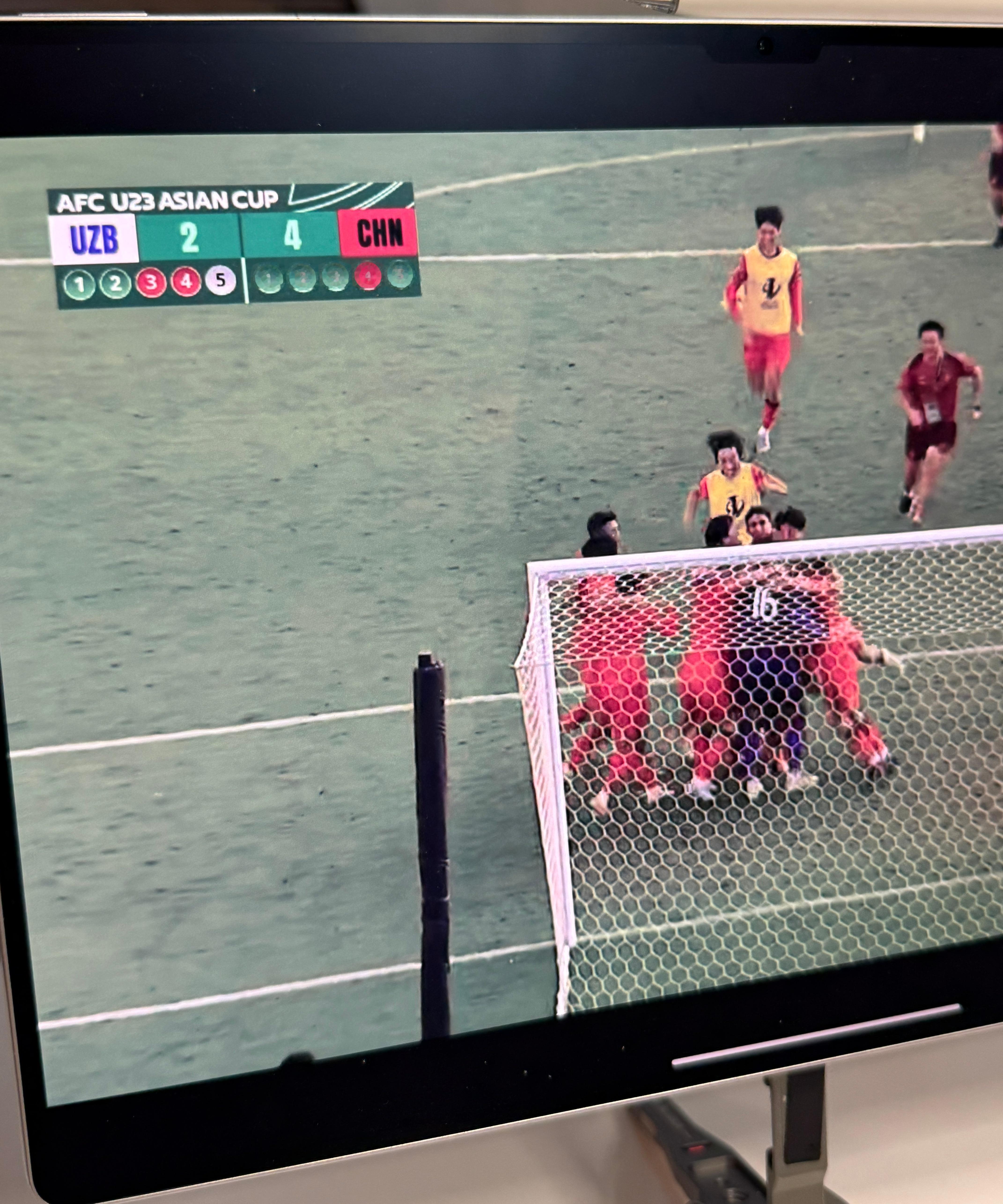 U23国足vs乌兹别克斯坦太牛了，门神李昊。小伙子们值得 